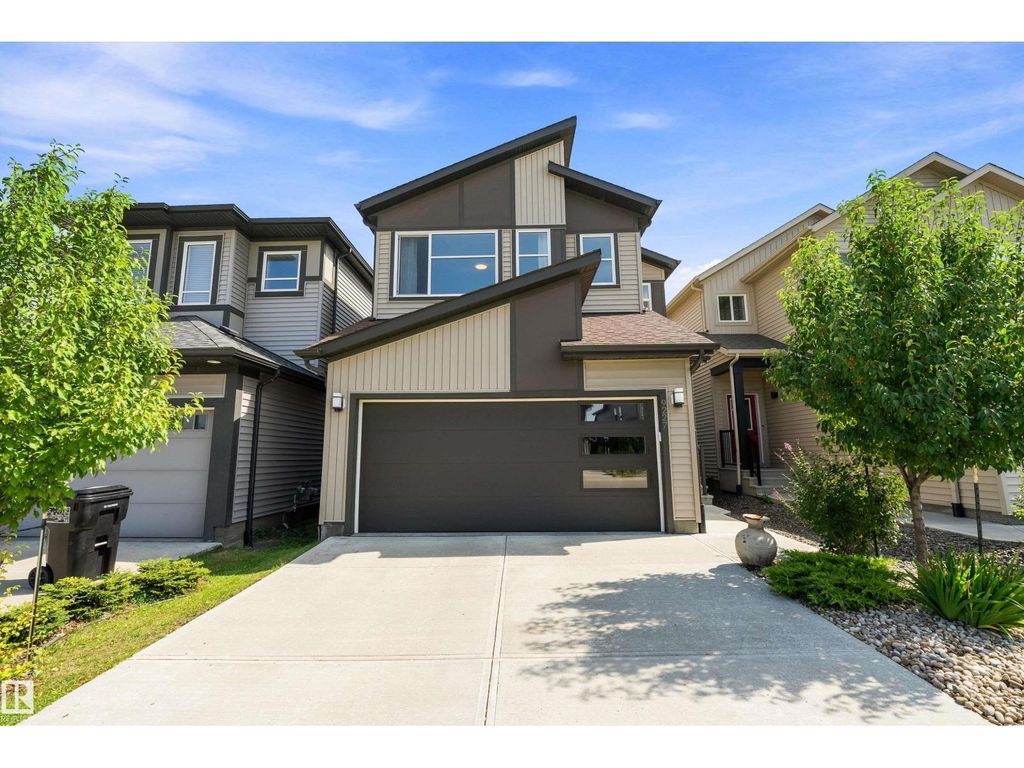 9227 223 St Nw, Edmonton