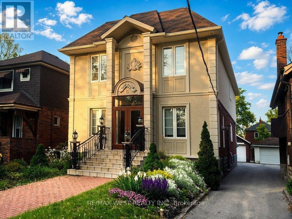 15 Wendover Road, Toronto (kingsway South)