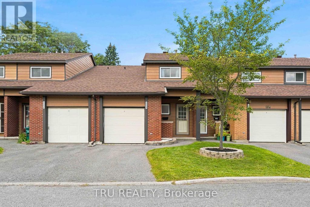 2154 Orient Park Drive, Ottawa