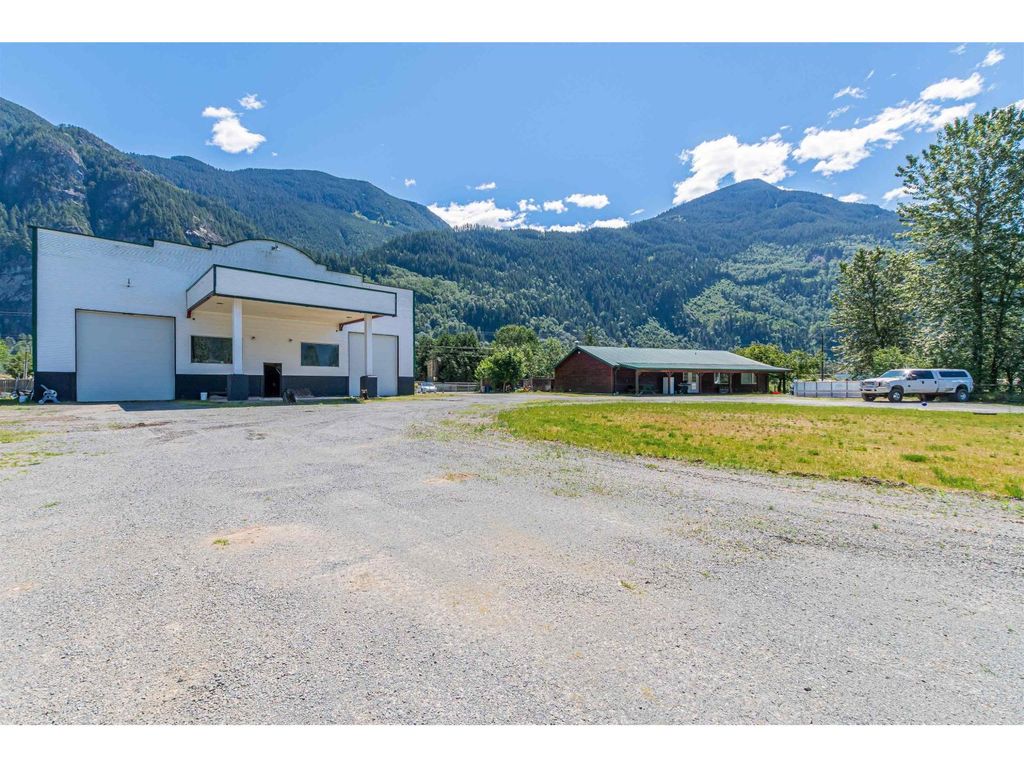 58465 Laidlaw Road|laidlaw, Laidlaw