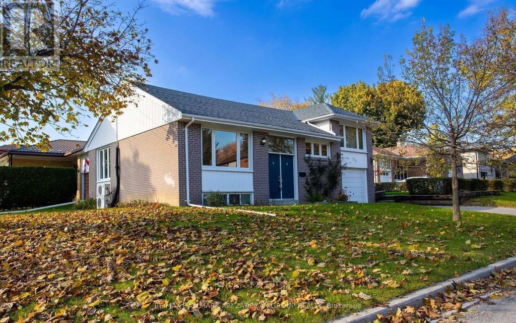 210 Harrygan Crescent, Richmond Hill (mill Pond)