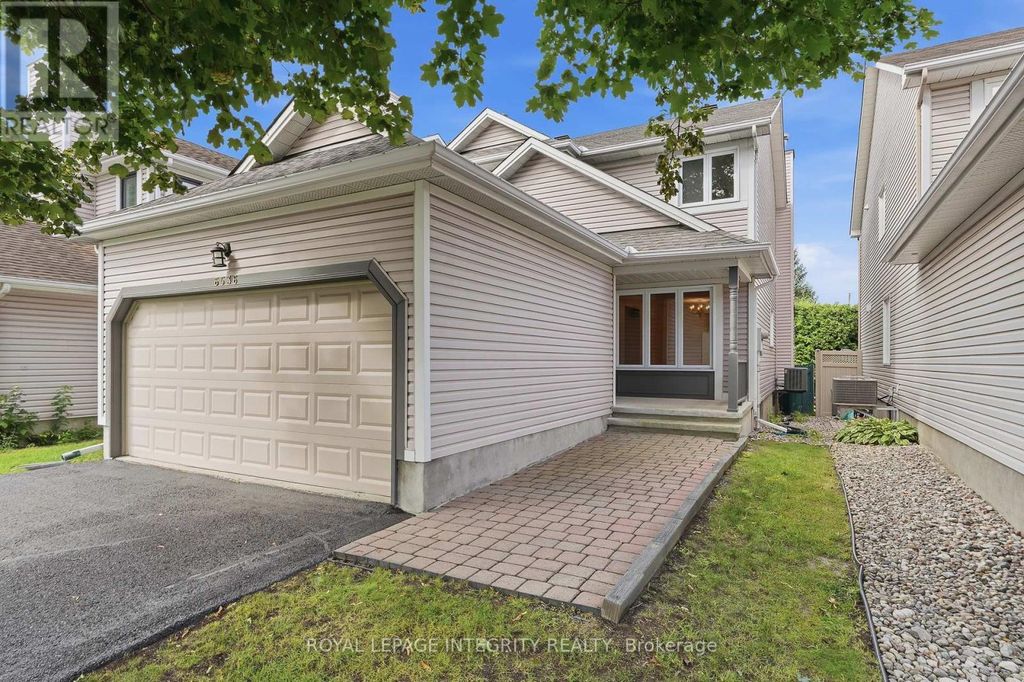 6536 Tooney Drive, Ottawa