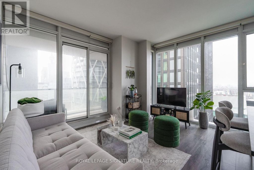 2503 - 426 University Avenue, Toronto (university)