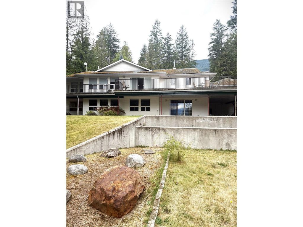 1548 Teetzel Road, Creston