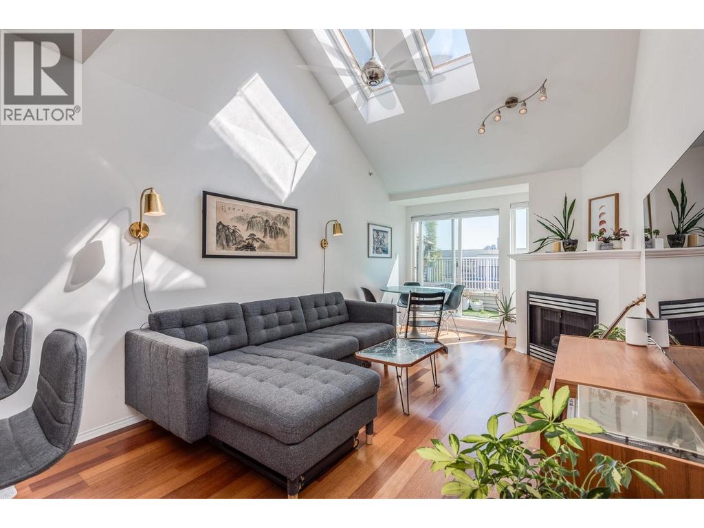404 3939 Hastings Street, Burnaby