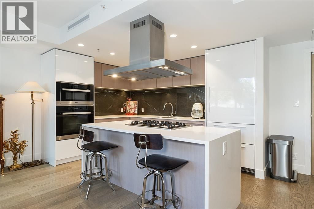 2025 Curling Road, North Vancouver