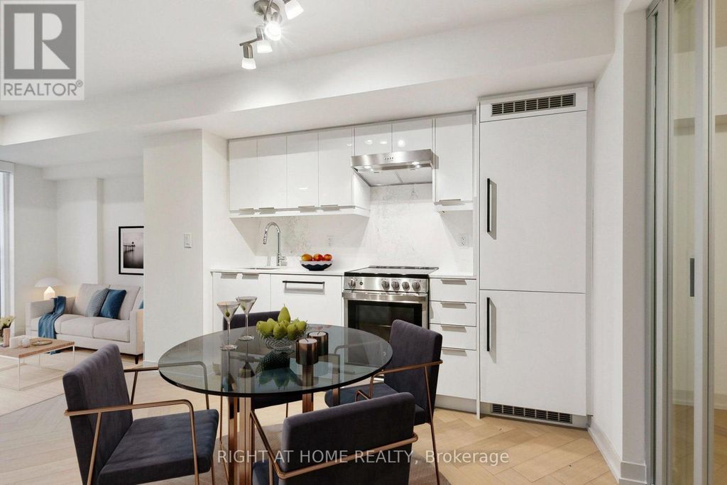 114 - 90 Glen Everest Road, Toronto (birchcliffe-Cliffside)
