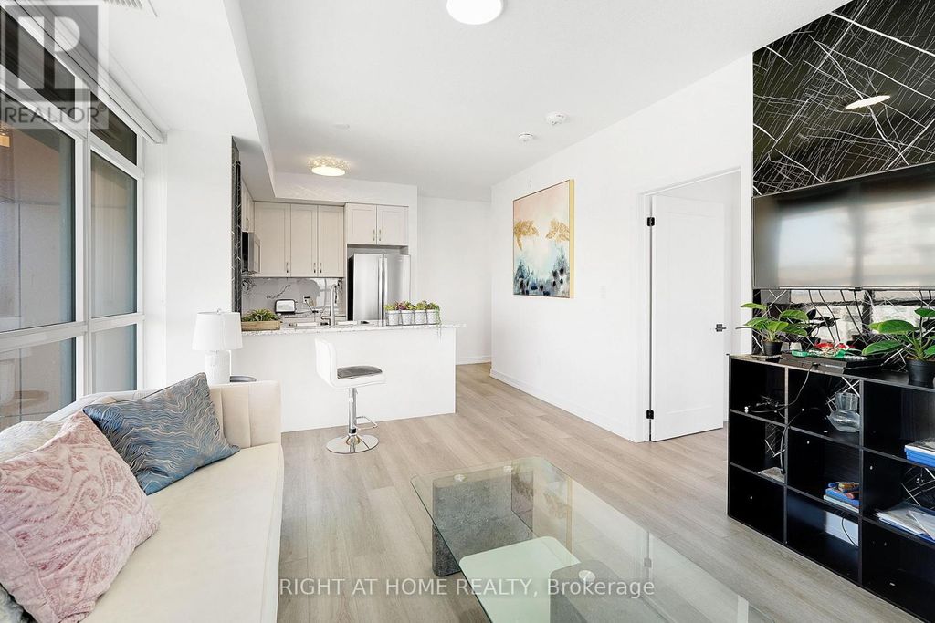 905 - 460 Dundas Street E, Hamilton (waterdown)