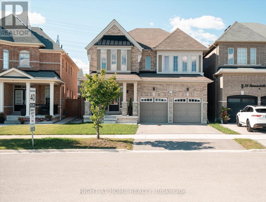40 Stannardville Drive, Ajax (northwest Ajax)