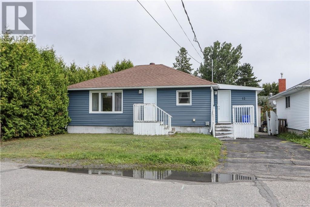 12 Oakwood Avenue, Capreol