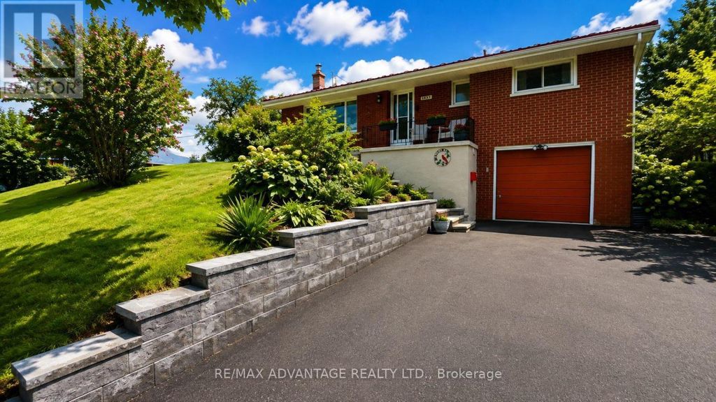 1031 Eagle Drive, London South (south J)