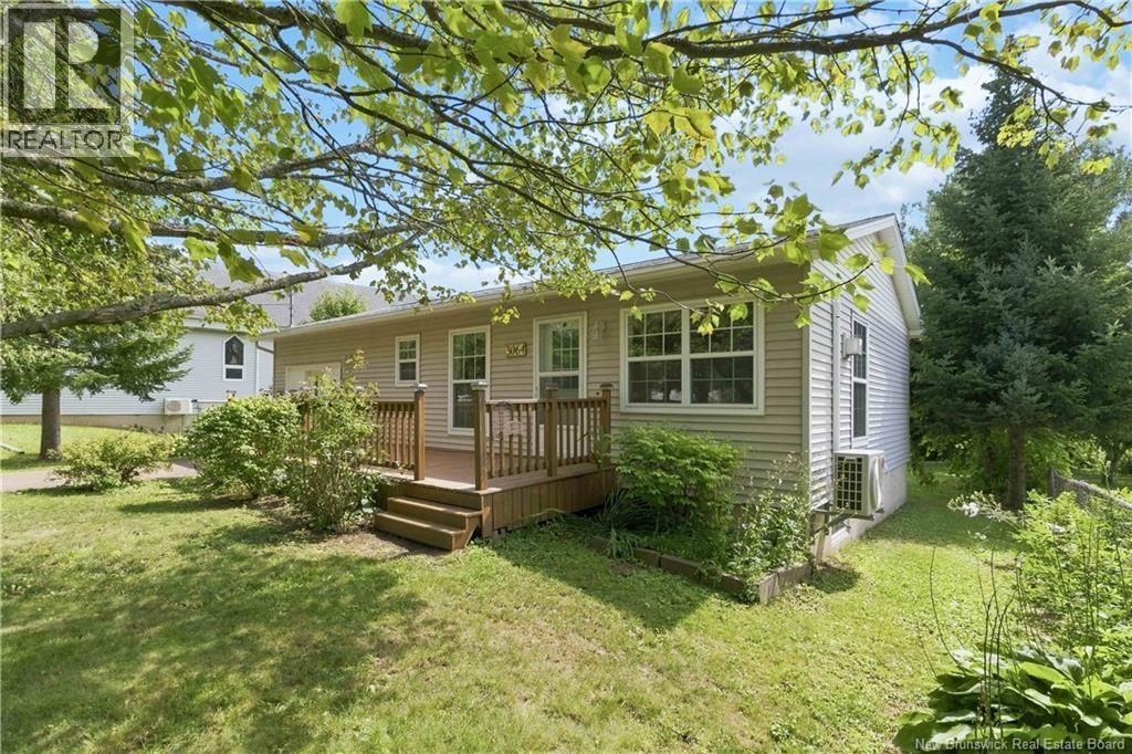 3064 Main Street, Salisbury