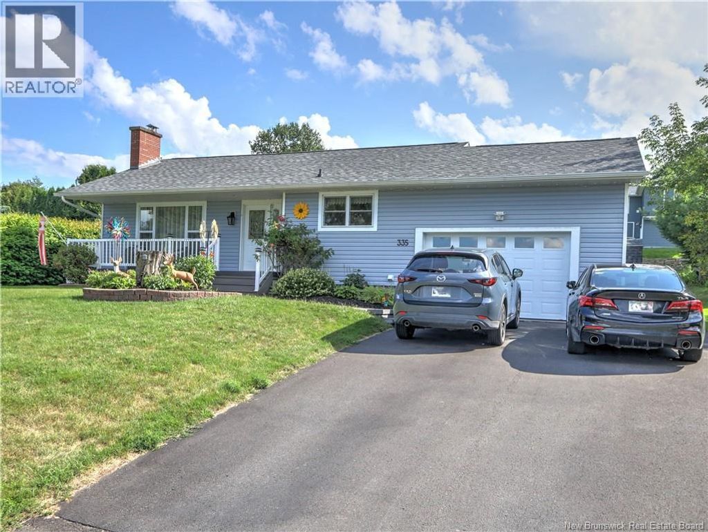335 Macdonald Avenue, Oromocto