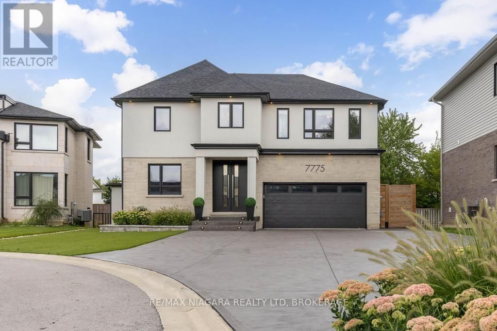 7775 Secretariat Court, Niagara Falls (ascot)