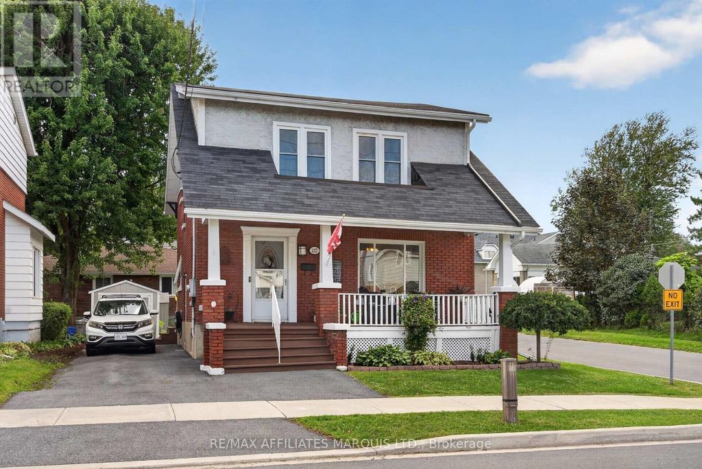 412 York Street, Cornwall
