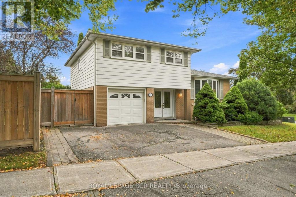 101 Hill Drive, Aurora (aurora Heights)