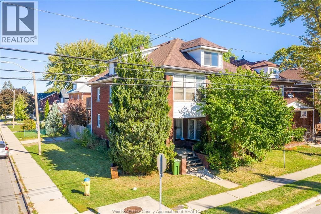 106-108 Shepherd Street East, Windsor