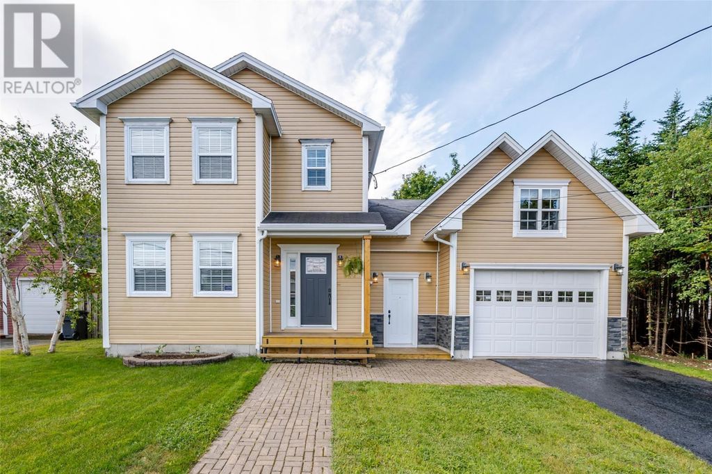 1833 Topsail Road, Paradise