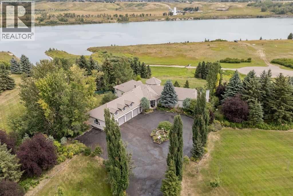 142 Emerald Bay Drive, Rural Rocky View County