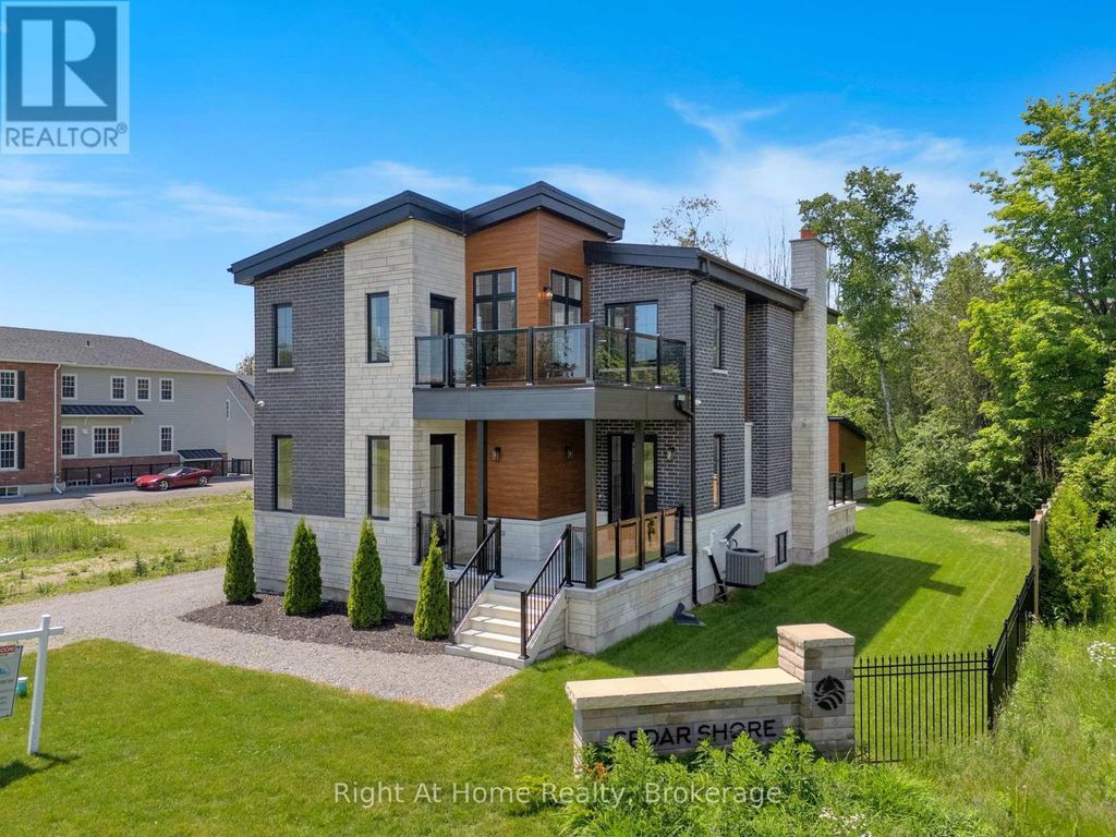 213 Suzanne Mess Boulevard, Cobourg