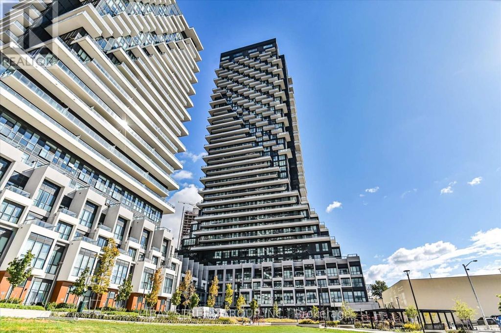 2707 - 30 Inn On The Park Drive, Toronto (banbury-Don Mills)