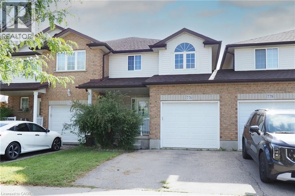 776 Paris Boulevard, Waterloo