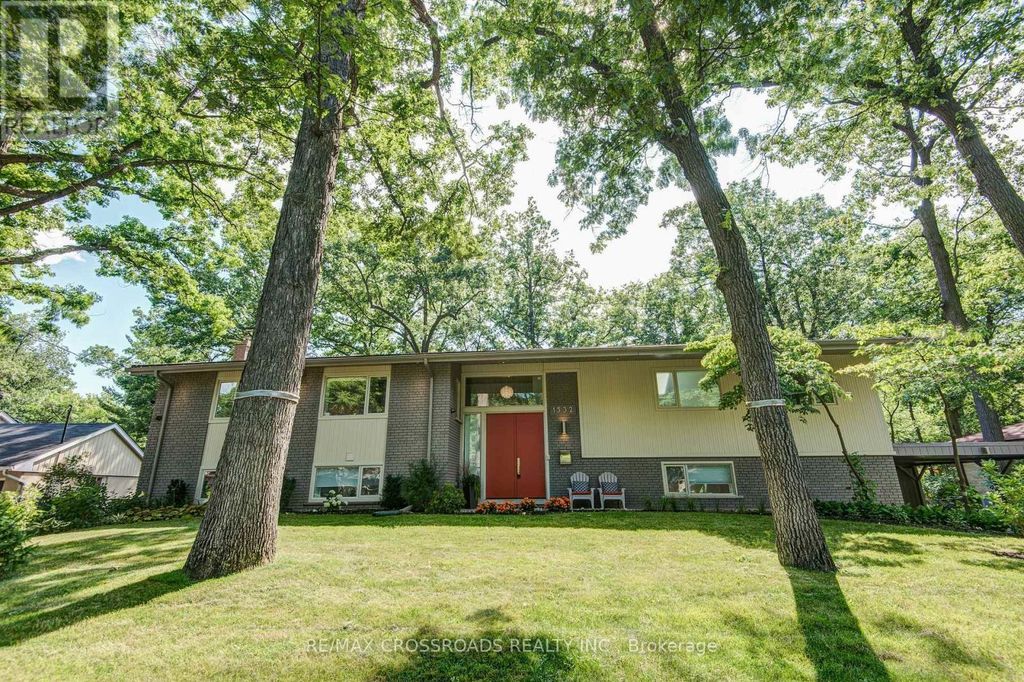 1532 Merrow Road, Mississauga (lorne Park)