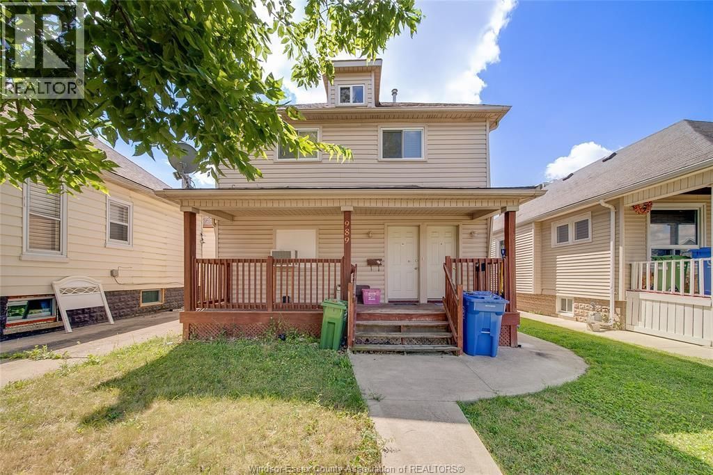 989 Windsor Avenue, Windsor