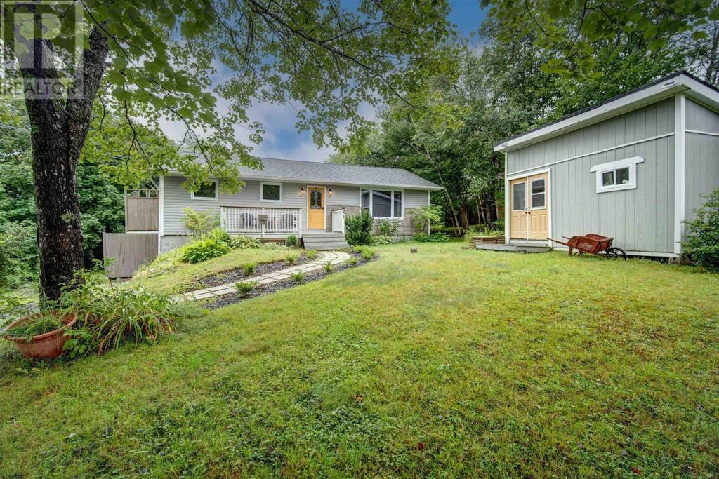 21 Cathy Road, Brookside