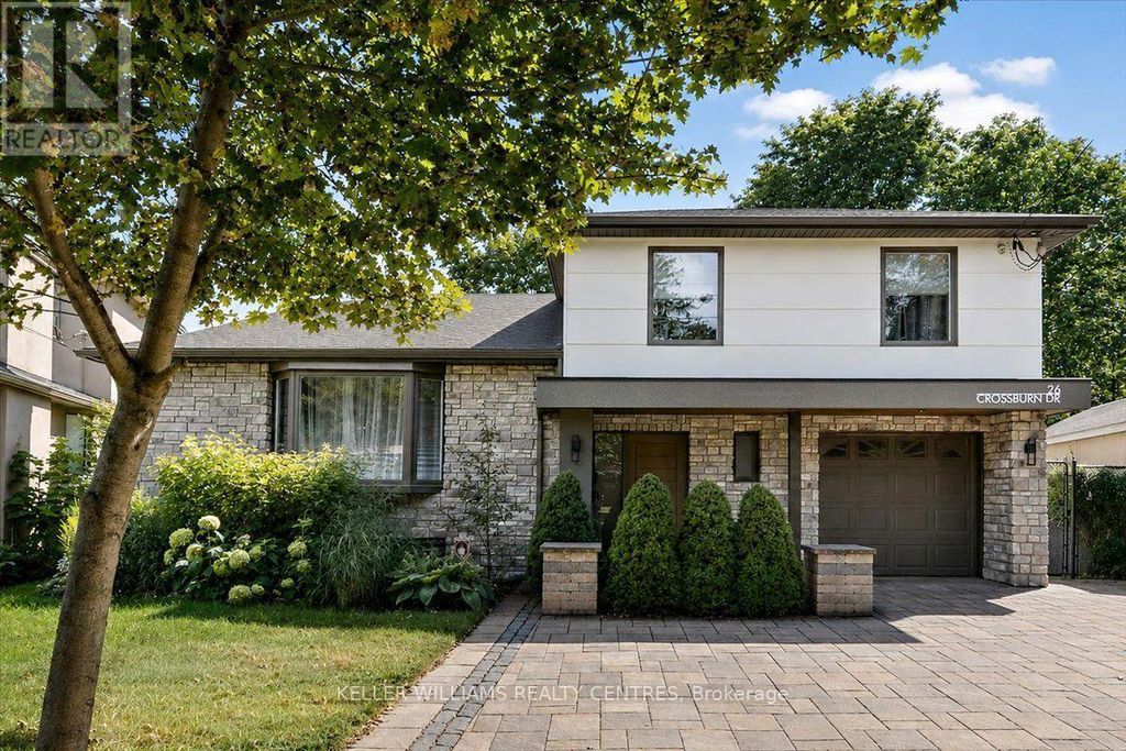 26 Crossburn Drive, Toronto (banbury-Don Mills)