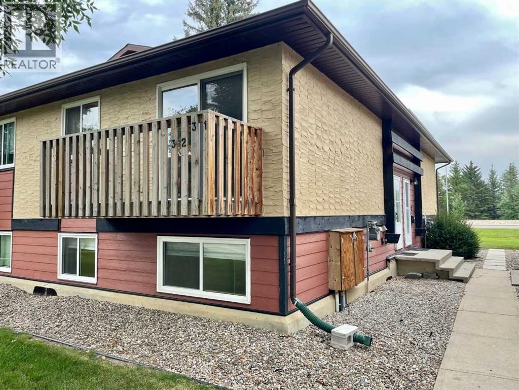 31, 5 Acadia Road W, Lethbridge
