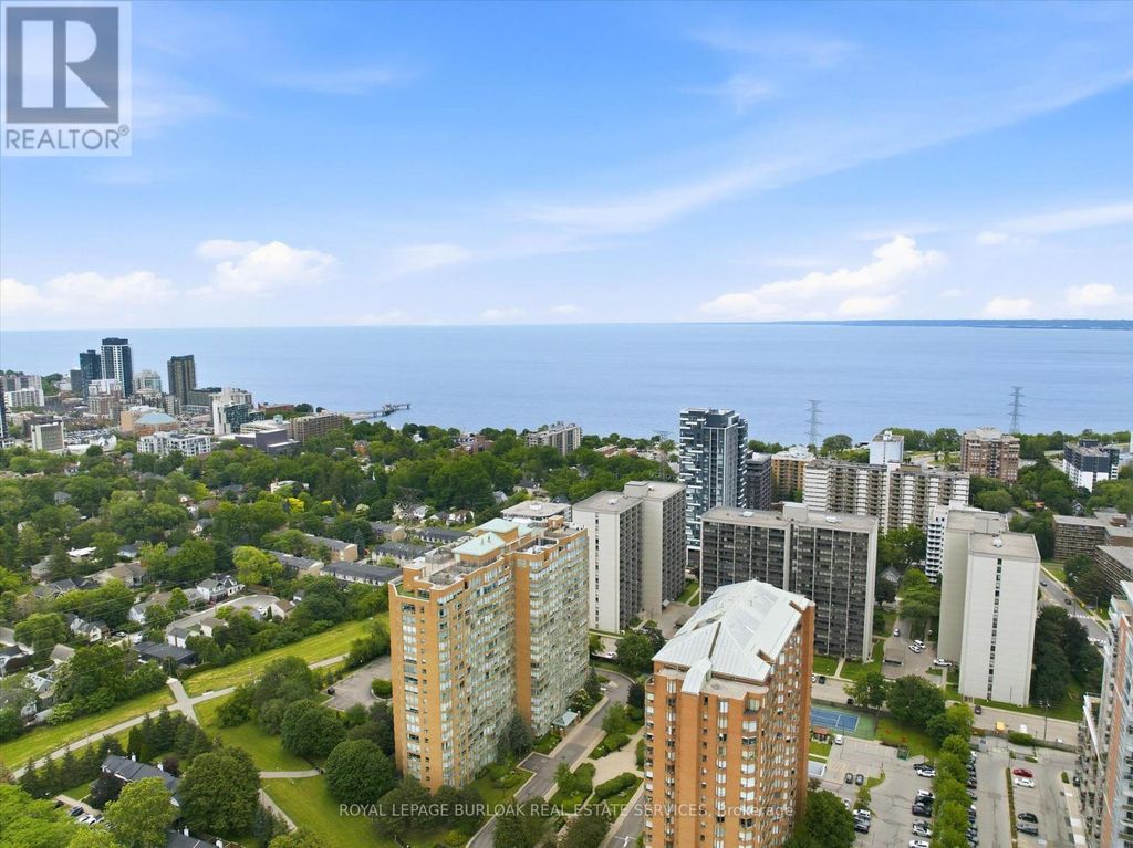 110 - 1276 Maple Crossing Boulevard, Burlington (brant)