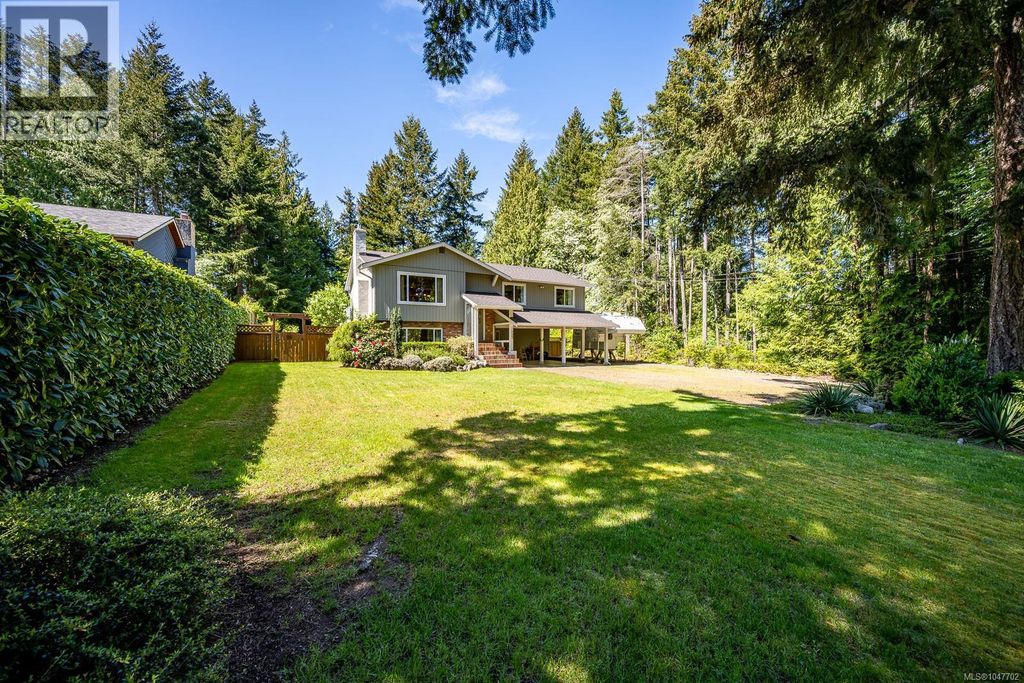 1023 Sylvan Rd, Comox