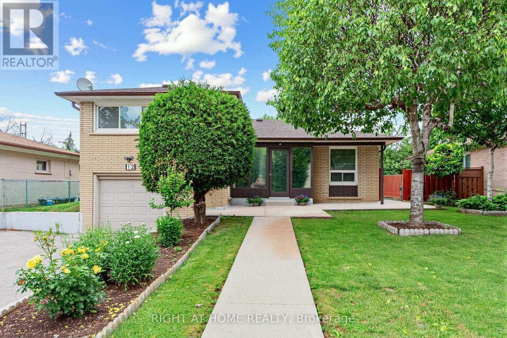 12 Candlewood Crescent, Toronto (york University Heights)