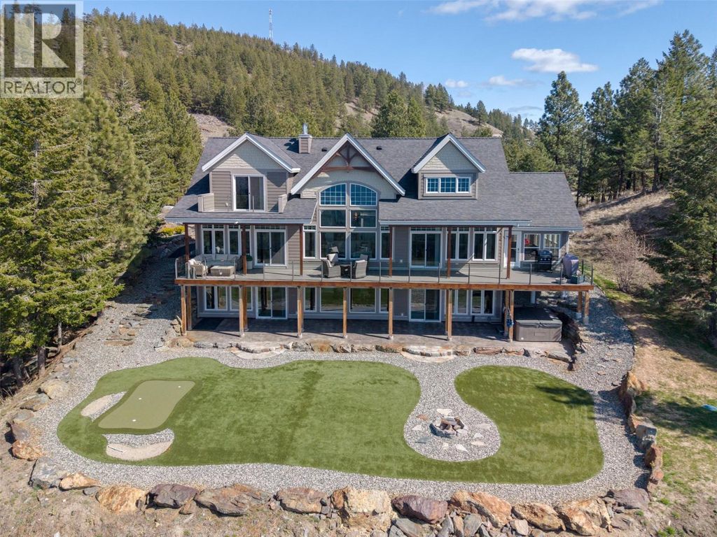 560 Sasquatch Trail, Osoyoos