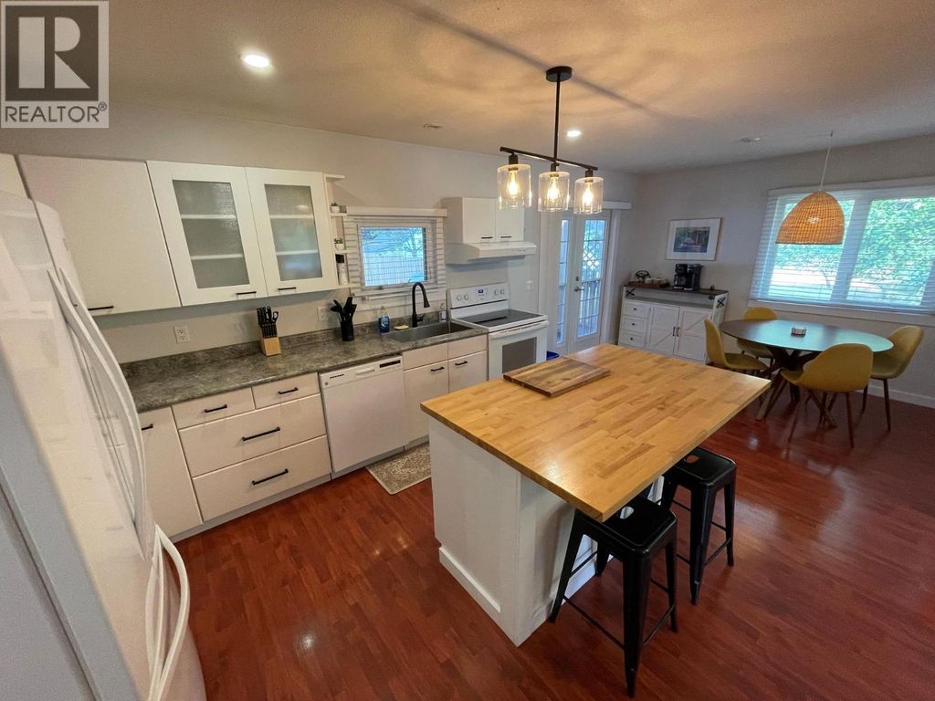 1605 Neimi Road, Christina Lake