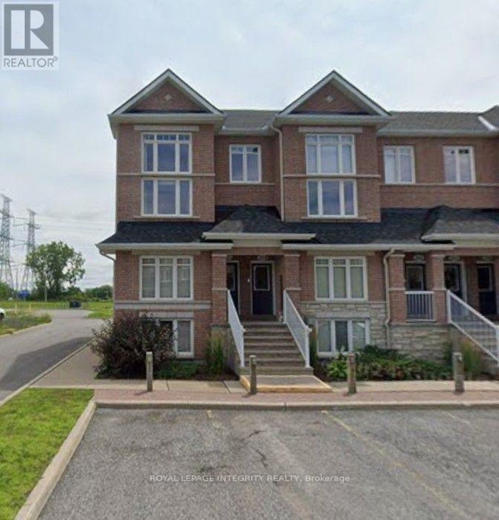12 - 320 Tivoli Private, Ottawa