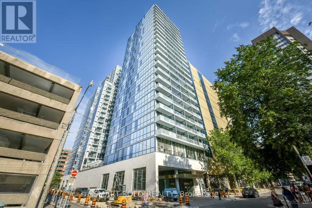 1007 - 210 Simcoe Street, Toronto (kensington-Chinatown)