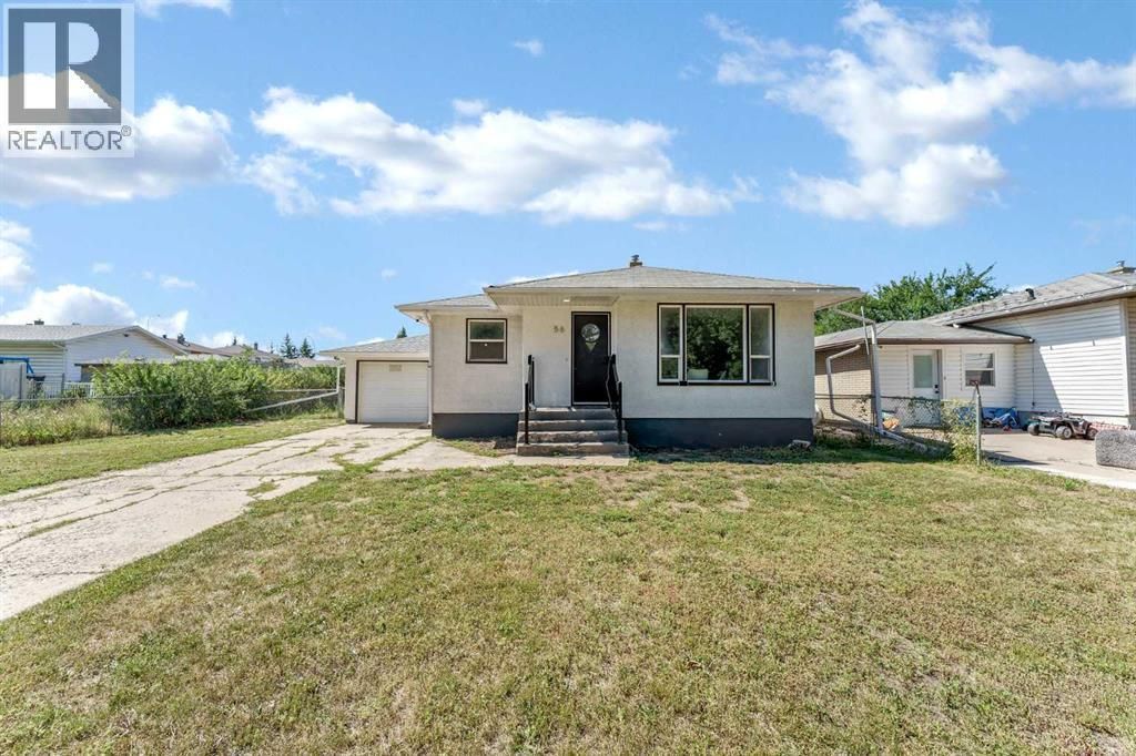 56 Robertson Way Sw, Medicine Hat