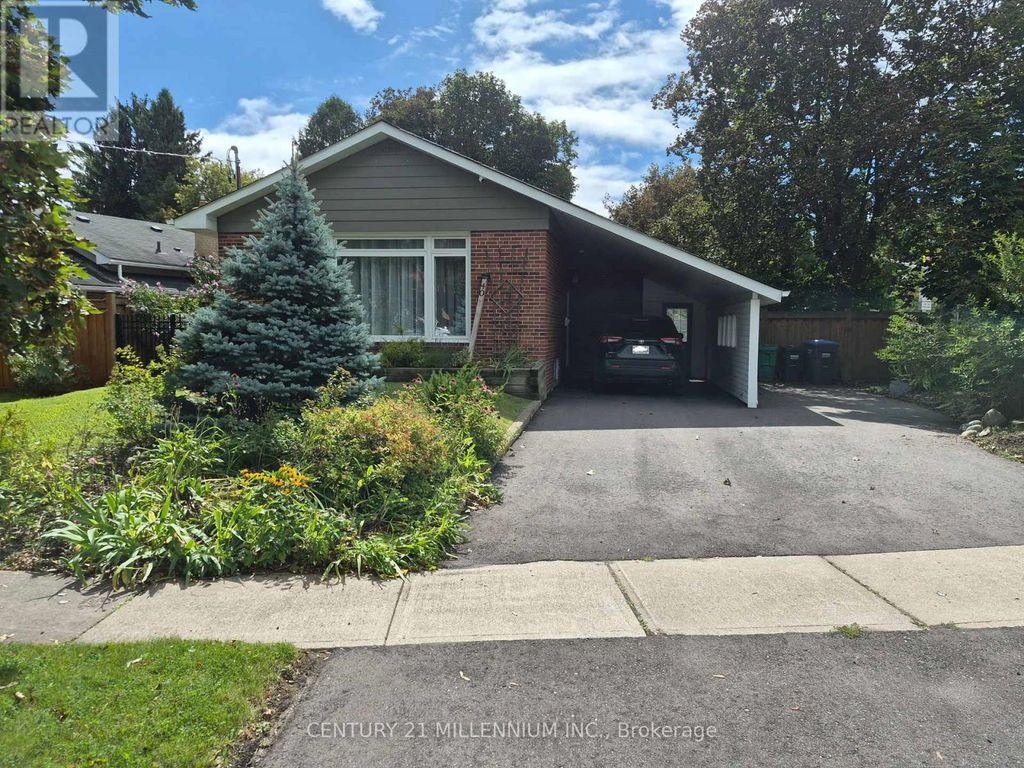 40 Meadowland Drive, Brampton (brampton East)