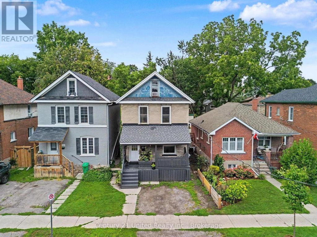 554 Sherbrooke Street, Peterborough (town Ward 3)
