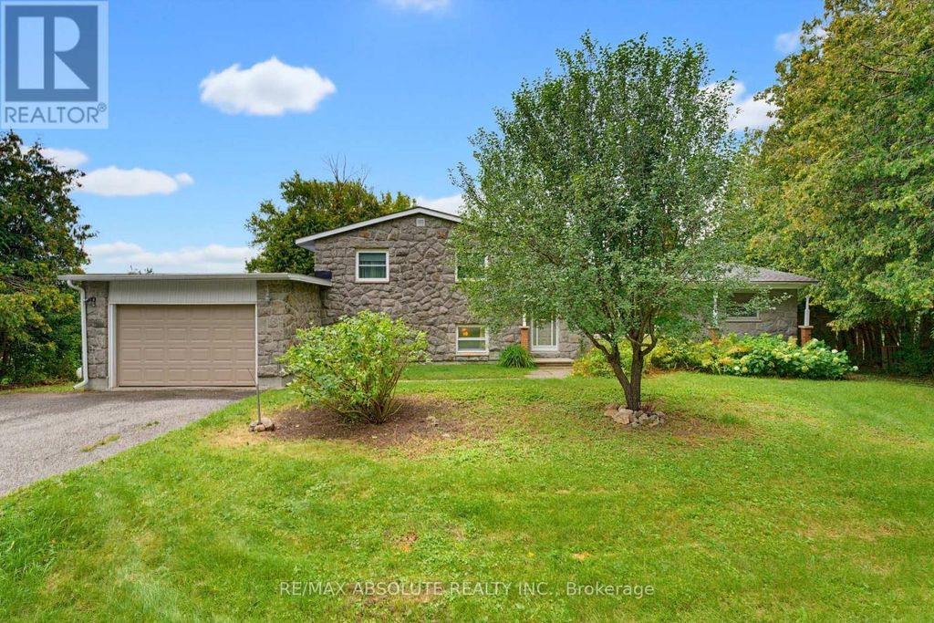 1996 Old Carp Road, Ottawa