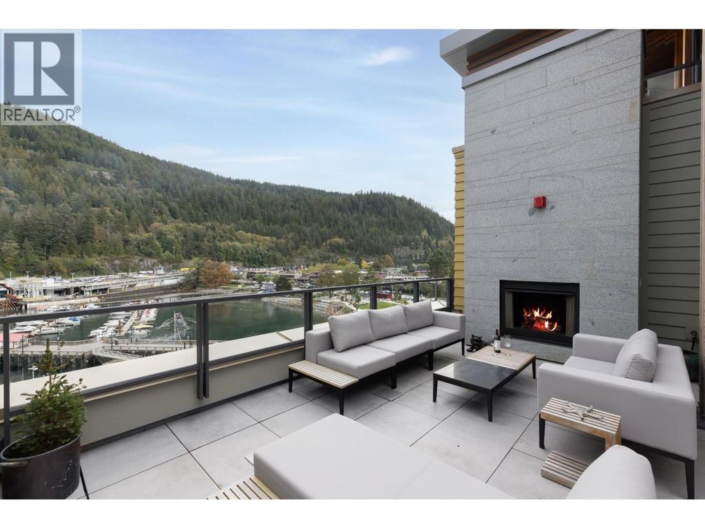 706 6707 Nelson Avenue, West Vancouver
