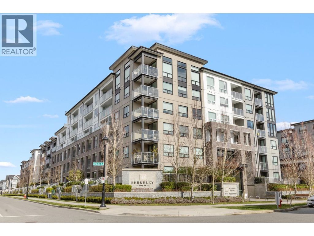 422 9213 Odlin Road, Richmond