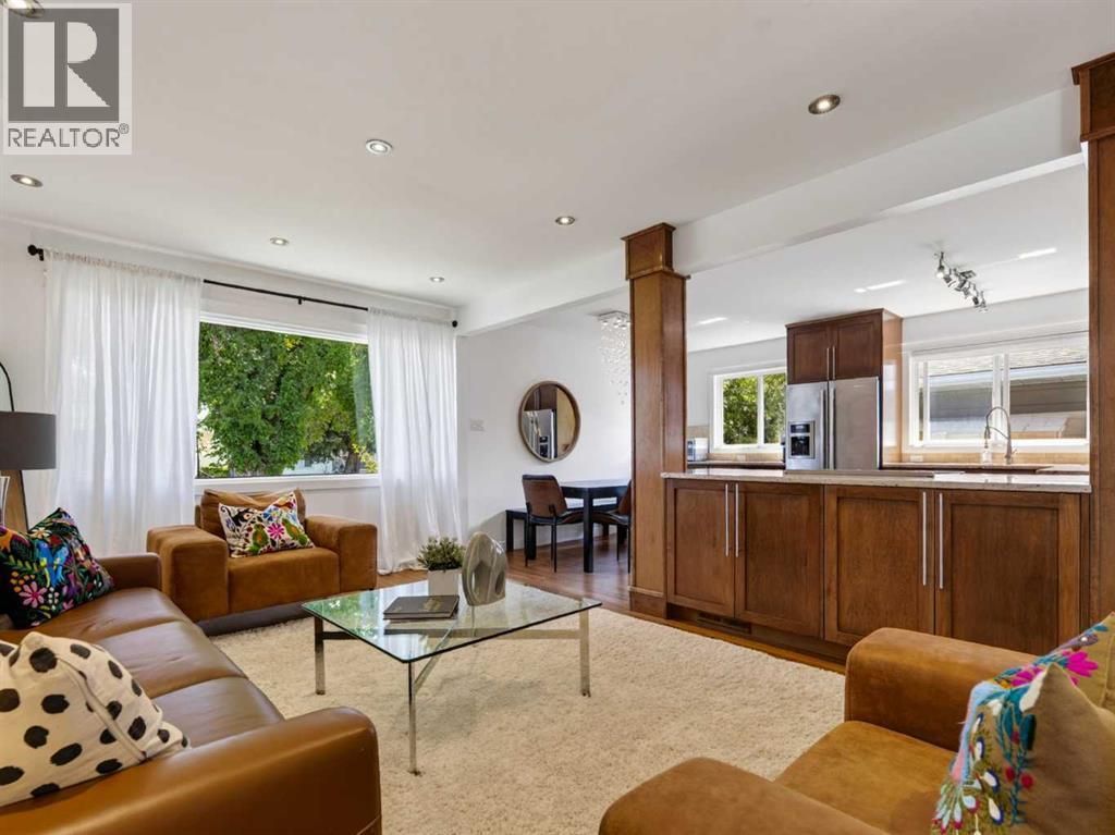 15 Hamlet Road Sw, Calgary