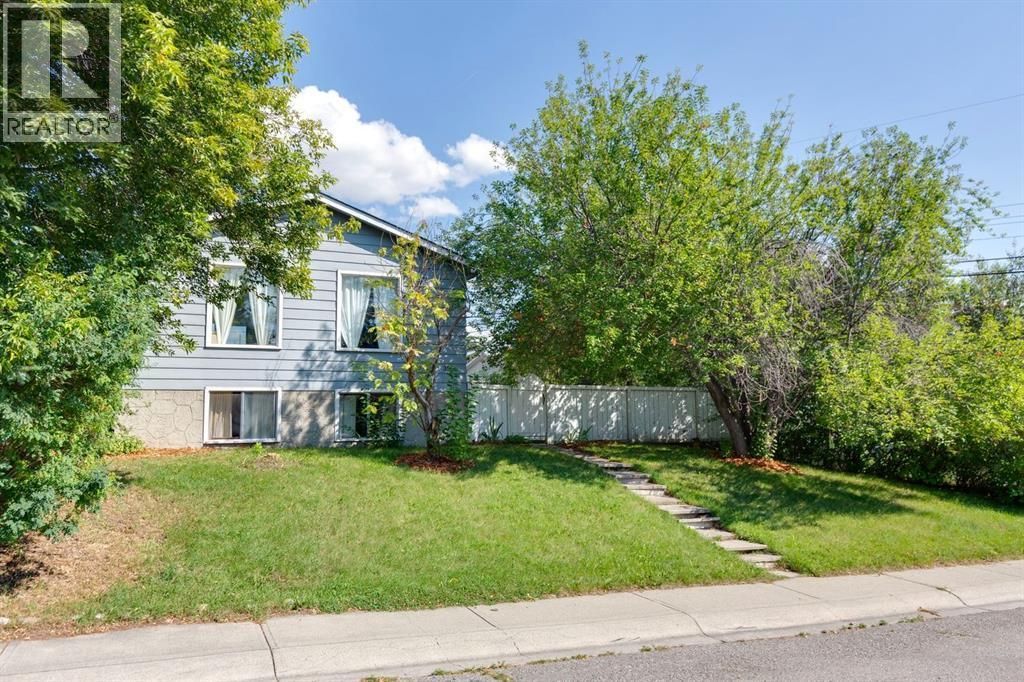3556 33 Street Se, Calgary