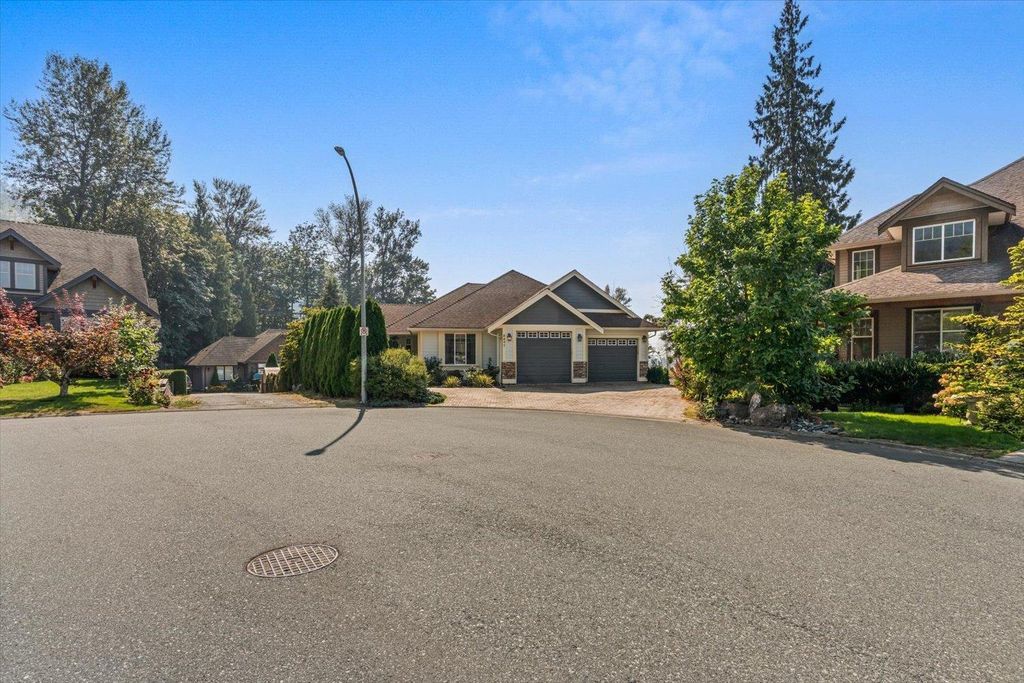 8497 Bradshaw Place|eastern Hillsides, Chilliwack