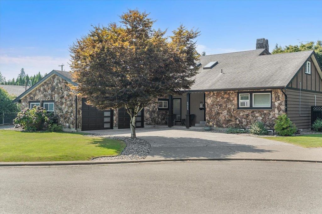 1752 Cedar Place|agassiz, Agassiz