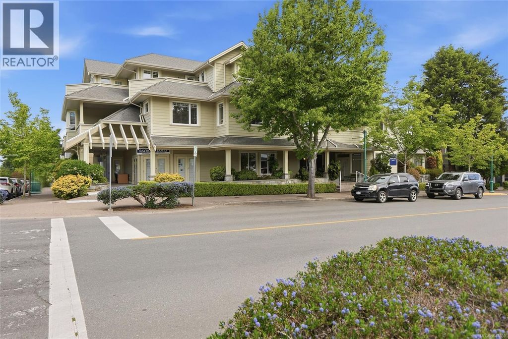 101 193 Second Ave W, Qualicum Beach