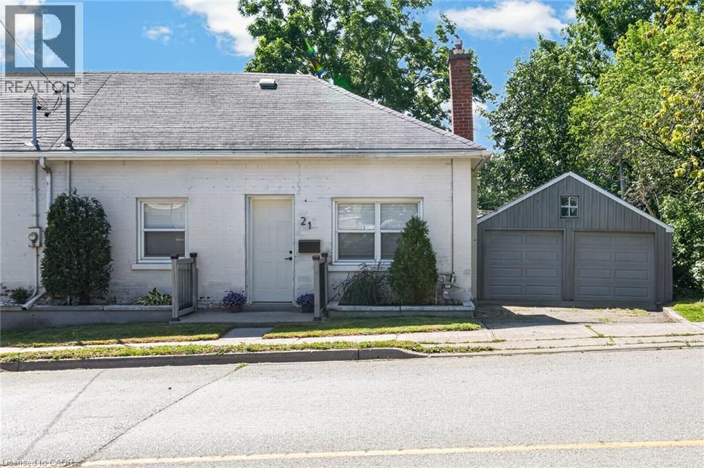21 Cedar Street, Cambridge